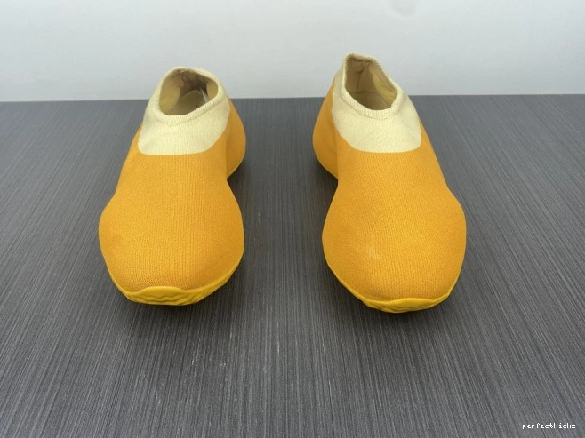 GW5353 Adidas Yeezy Sulfur Knit RNR 0811